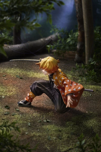 ANIPLEX OF AMERICA Zenitsu Agatsuma Demon Slayer Kimetsu No Yaiba Figure - Image 11