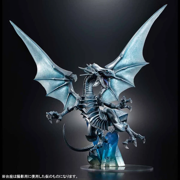 MEGAHOUSE Blue Eyes White Dragon Holographic Edition Art Works Monsters Yu-Gi-Oh! Duel Monsters Figure - Image 7