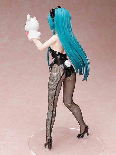 FREEING Yuna Bear Suit Ver Kuma Kuma Kuma Bear Figure - Image 5