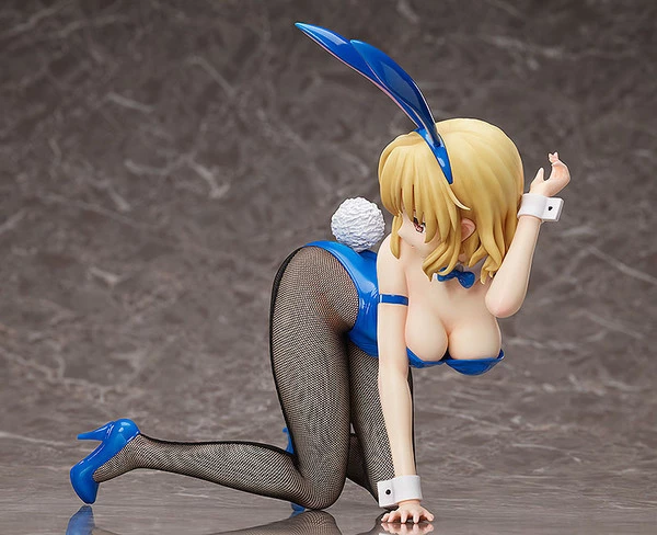 FREEING Risa Momioka Bunny Ver To Love-Ru Darkness Figure - Image 2