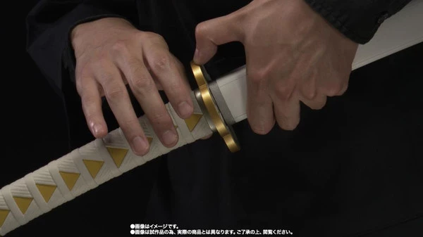 TAMASHII NATIONS Zenitsu Agatsuma's Nichirin Sword Demon Slayer Proplica - Image 8