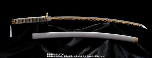 TAMASHII NATIONS Zenitsu Agatsuma's Nichirin Sword Demon Slayer Proplica - Image 10