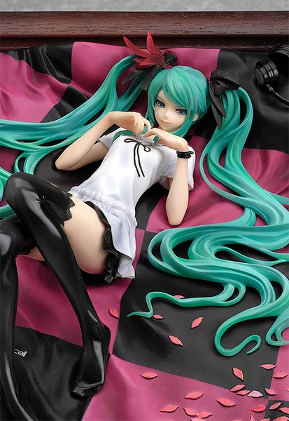 GOOD SMILE Hatsune Miku (Re-run) World Is Mine Brown Frame Ver Vocaloid Figure - Image 4