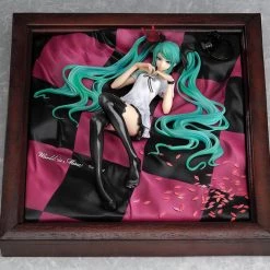 GOOD SMILE Hatsune Miku (Re-run) World Is Mine Brown Frame Ver Vocaloid Figure