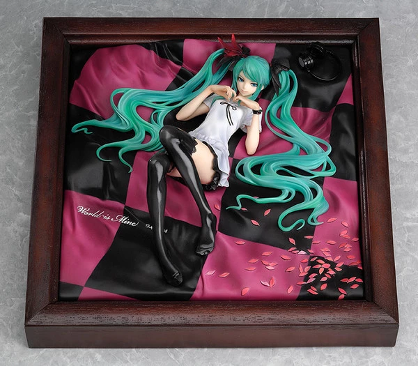 GOOD SMILE Hatsune Miku (Re-run) World Is Mine Brown Frame Ver Vocaloid Figure