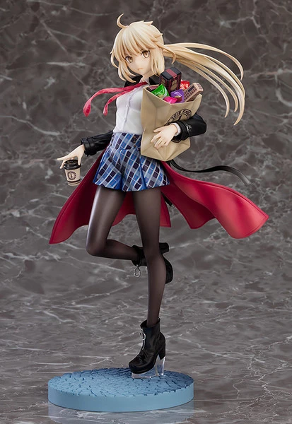 GOOD SMILE Saber/Altria Pendragon Alter Heroic Spirit Traveling Outfit Ver Fate/Grand Order Figure