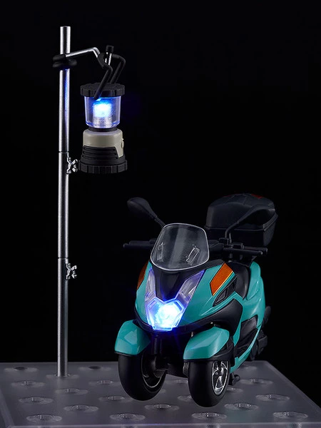 GOOD SMILE Rin Shima Trike Ver Laid-Back Camp Nendoroid Figure - Image 4