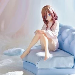 PRIME1 STUDIO Miku Nakano Lounging On The Sofa Ver The Quintessential Quintuplets Figure