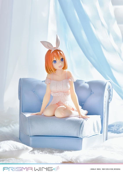 PRIME1 STUDIO Yotsuba Nakano Lounging On The Sofa Ver The Quintessential Quintuplets Figure - Image 6