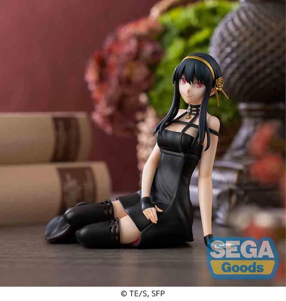 SEGA Yor Forger Perching Ver Spy X Family PM Prize Figure - Image 5