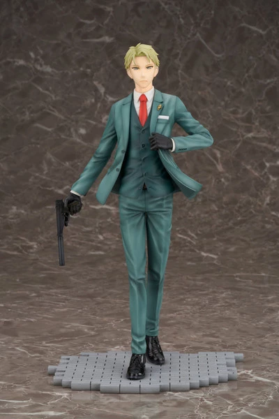 F:NEX Loid Forger The Forger Family Ver Spy X Family Figure