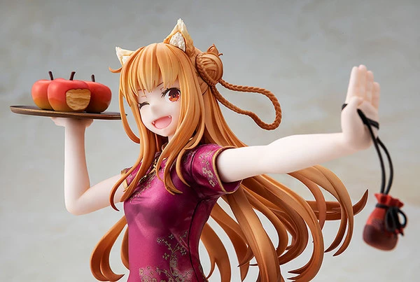 KADOKAWA Holo Chinese Dress Ver Spice And Wolf Figure - Image 5