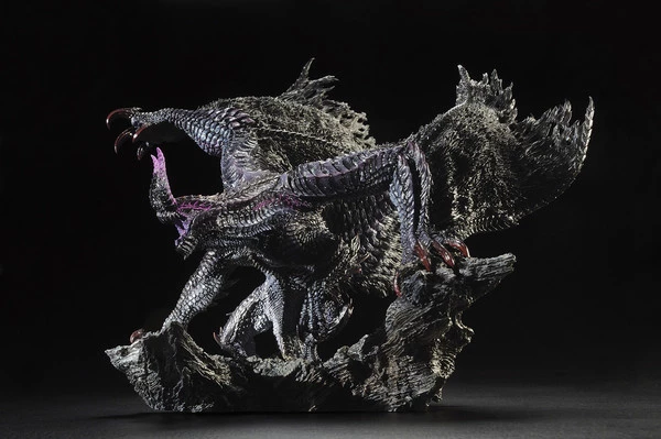 CAPCOM Gore Magala Monster Hunter Rise Sunbreak Statue Figure - Image 2