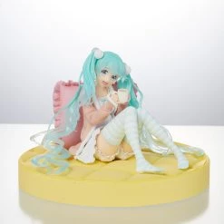 TAITO PRIZE Hatsune Miku Original Casual Wear Ver Vocaloid Prize Figure