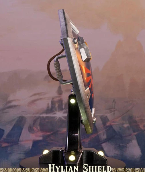 FIRST 4 FIGURES Hylian Shield The Legend Of Zelda Breath Of The Wild Collectors Edition Statue - Image 4