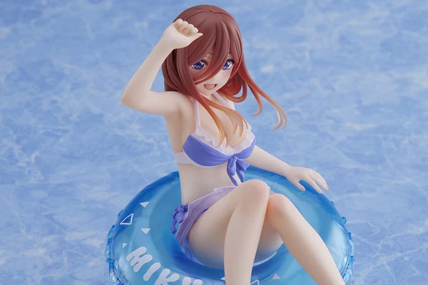 TAITO PRIZE Miku Nakano Aqua Float Girls Ver The Quintessential Quintuplets Prize Figure - Image 8