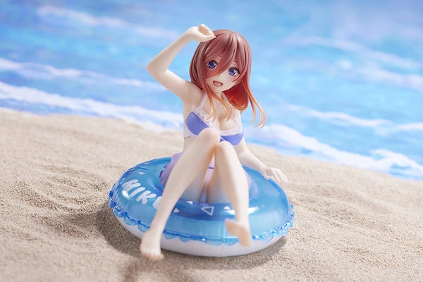 TAITO PRIZE Miku Nakano Aqua Float Girls Ver The Quintessential Quintuplets Prize Figure - Image 10